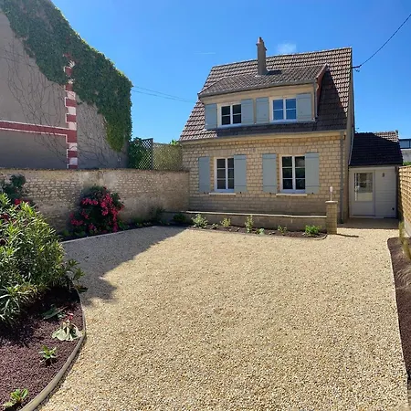 Maison Cosy En Plein Coeur De Ouistreham Exterior foto